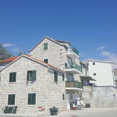 Apartments By The Sea Kastel Kambelovac, Kastela - 17188 Экстерьер фото